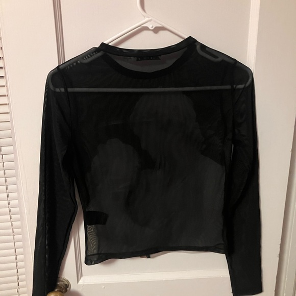 Alice + Olivia Black Sheer Mesh Top with Sculpture Motif Italian Romance Delaina - Picture 4 of 4
